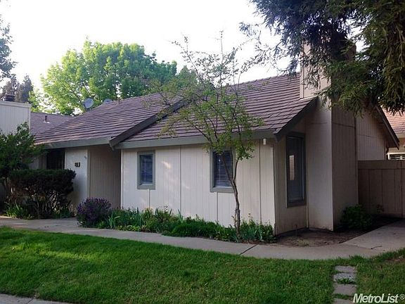 2nd image of 3203 Swallows Nest Dr