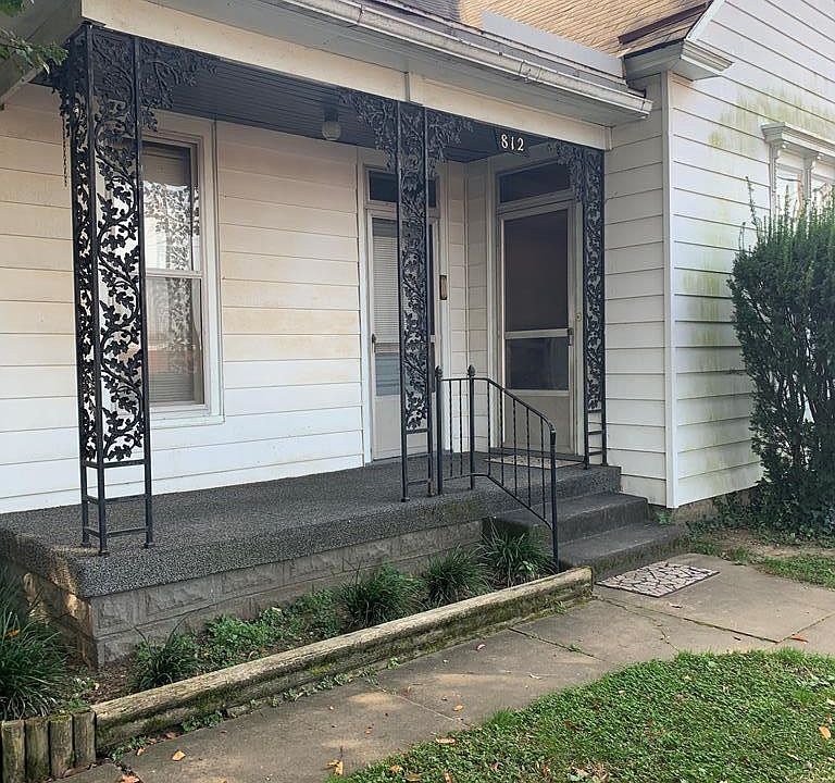 1st image of 812 W 12th St