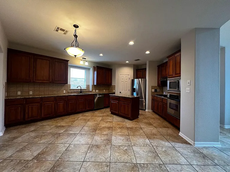 12513 Palfrey Dr — Photo 13