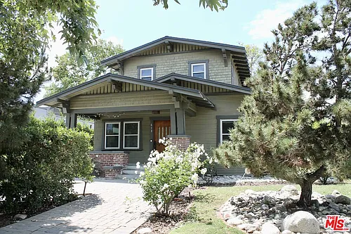 613 N Lucerne Blvd Photo 1