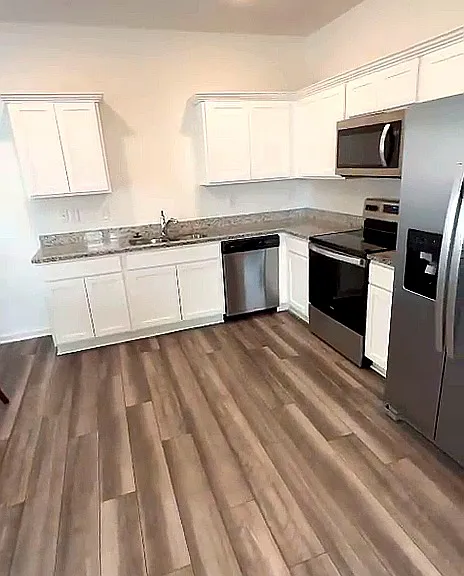 3540 Connor Ct — Photo 24