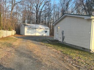 301 Stardust Dr, Dover, DE 19904