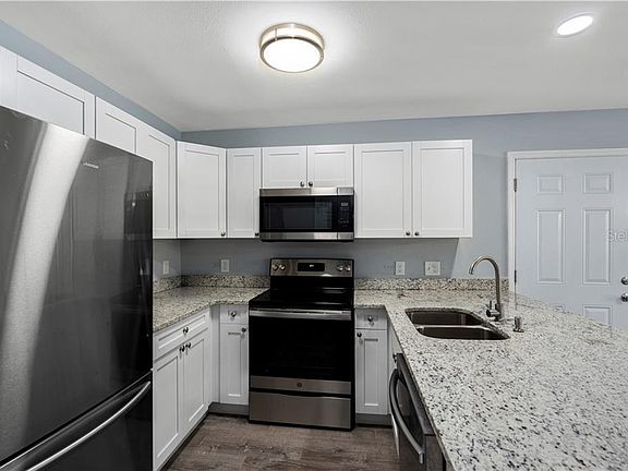 5th image of 9410 N 16th St