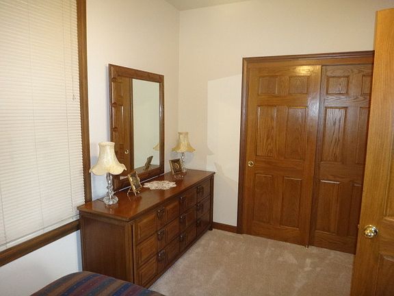 5th image of 2731 S 61st Ave