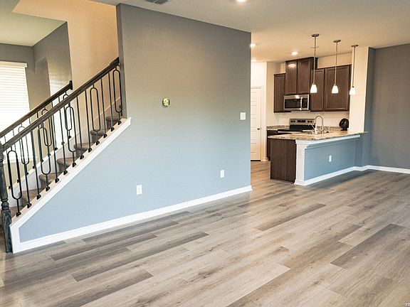 5th image of 8338 BELGARD CV