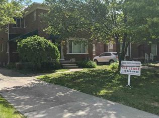 890 Neff Rd, Grosse Pointe, MI 48230