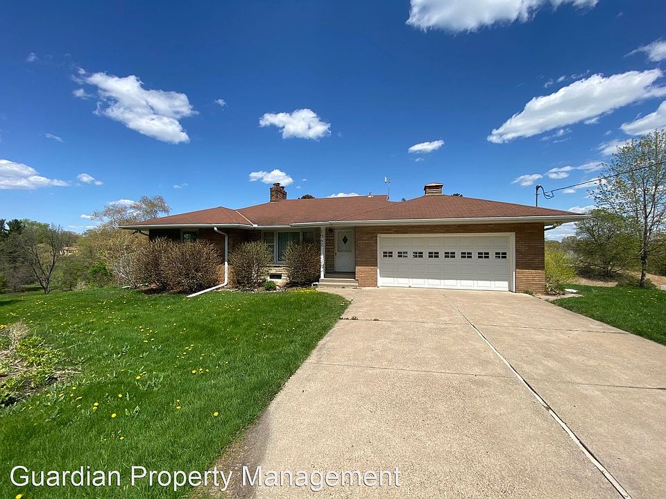 1st image of 1942 Kenwood Dr E