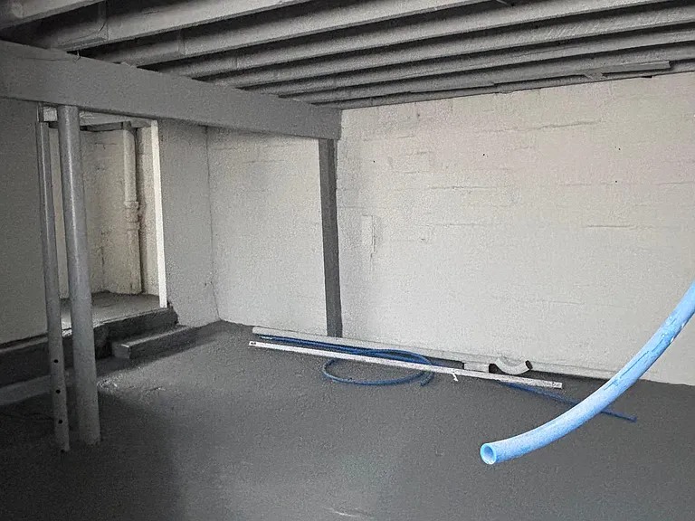 857 Broadway Ave #1 — Photo 11