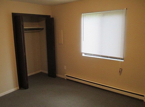 5th image of 1101 McCartney St