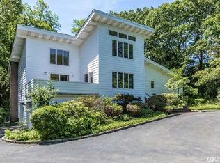 Evans Ln, East setauket, NY 11733