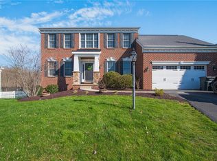 3010 Lakemont Dr, Canonsburg, PA 15317