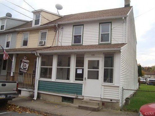 1st image of 1392 Stewart St