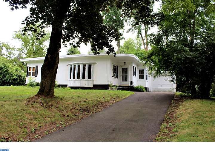 8206 Hull Dr, Wyndmoor, PA 19038 Zillow