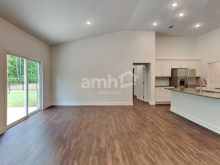 5000 Bill Cheek Rd — Photo 5