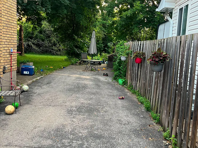 675 Inverness Ave — Photo 21