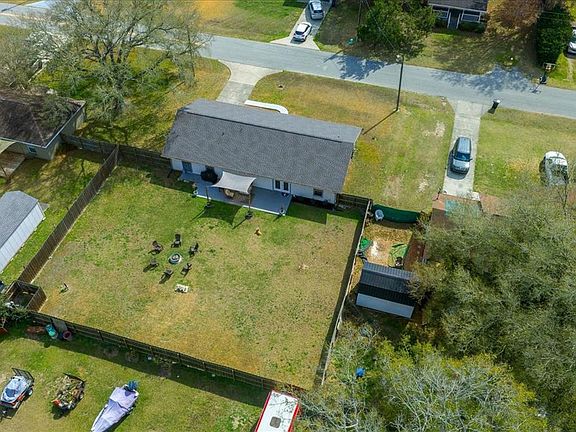 4th image of 685 NW 67th Pl