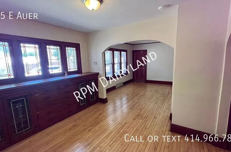 605 E Auer Ave — Photo 14