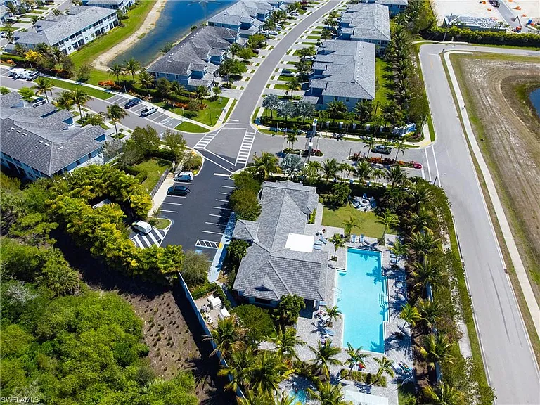 2626 Seychelles Cir #1404 — Photo 36