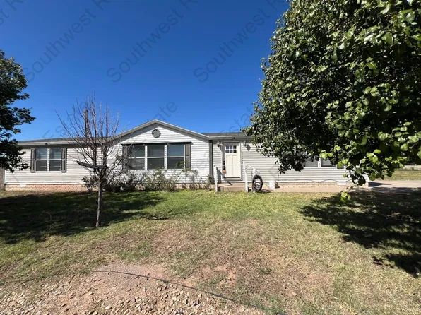 309 N Kilgore St, Portales, NM 88130
