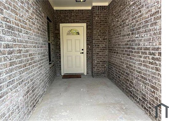 3rd image of 4203 Pickett St