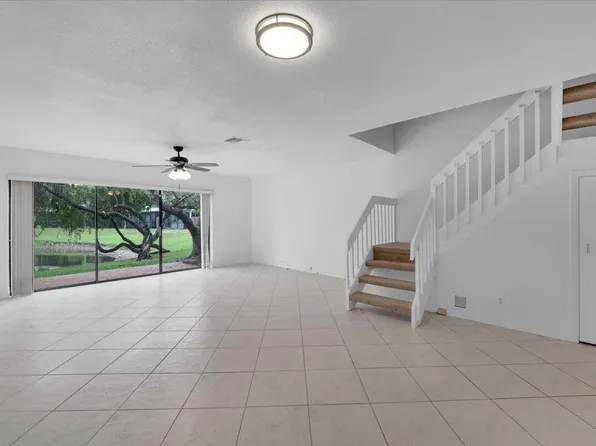 4718 NW 82nd Avenue #1706, Lauderhill, FL 33351