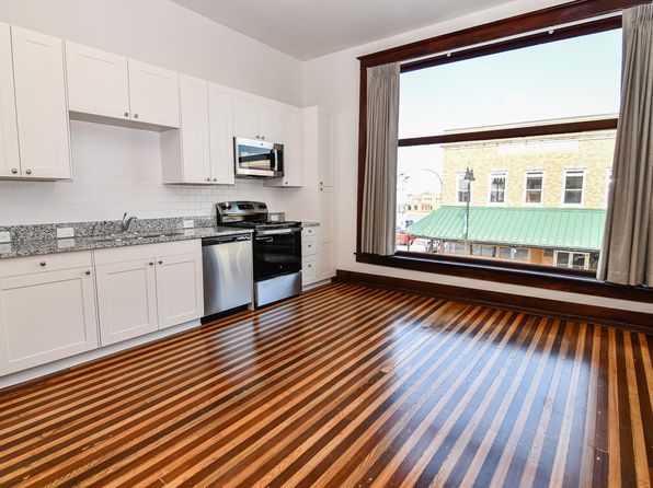 32 W Main St #204