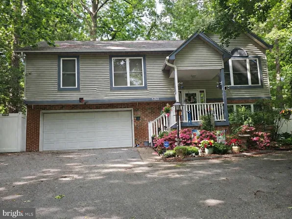 5760 Eucalyptus Dr, Saint Leonard, MD 20685