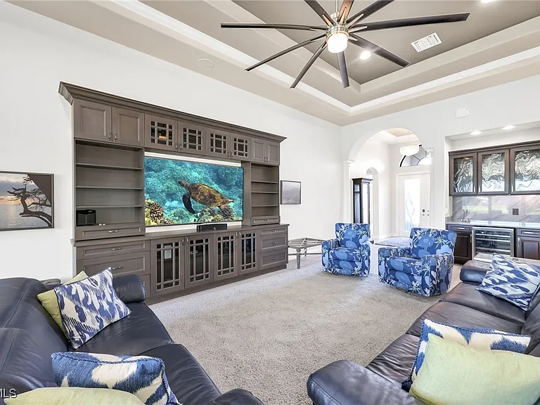 23273 Salinas Way — Photo 7