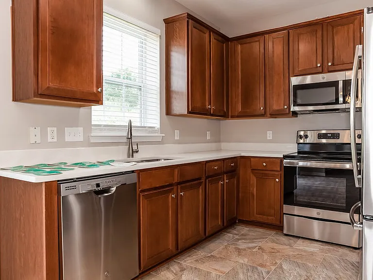 912 Old Forester Ln — Photo 8