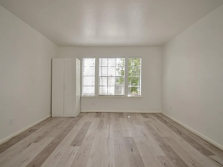 2333 Bering Dr #123 — Photo 15