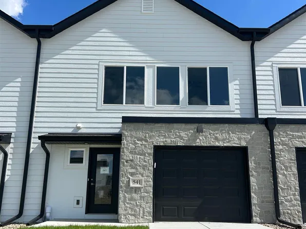 541 W Corsac Rd, Lincoln, NE 68523