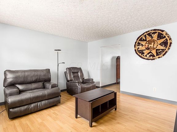 3rd image of 2504 Kitchner Dr