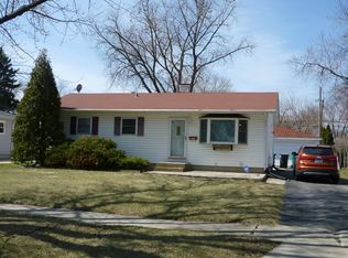 821 Pearson Dr, Joliet, IL 60435