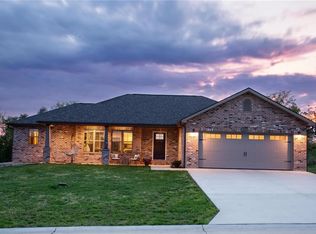 333 Sassenach Dr, Jackson, MO 63755