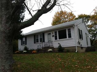 13 Edward St, Coventry, RI 02816