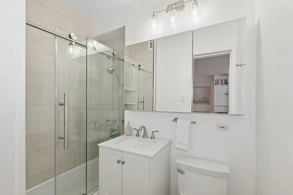 ピルピル 370 East 76th Street PH-B2005 in Lenox Hill, Manhattan