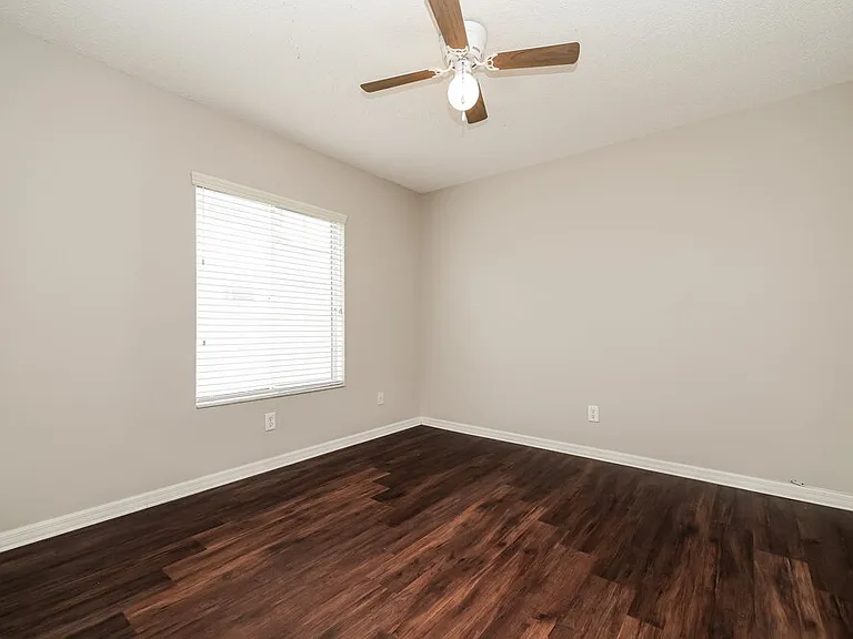 12845 Longcrest Dr — Photo 13