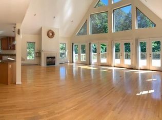 554 Lakes Rd, Monroe, NY 10950