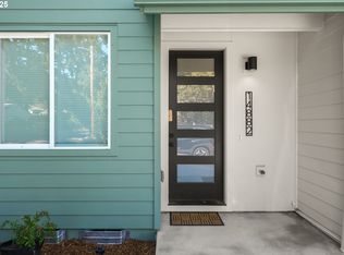 14882 NE Couch St #14, Portland, OR 97230