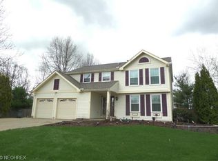 1090 Old Farm Trl, Medina, OH 44256