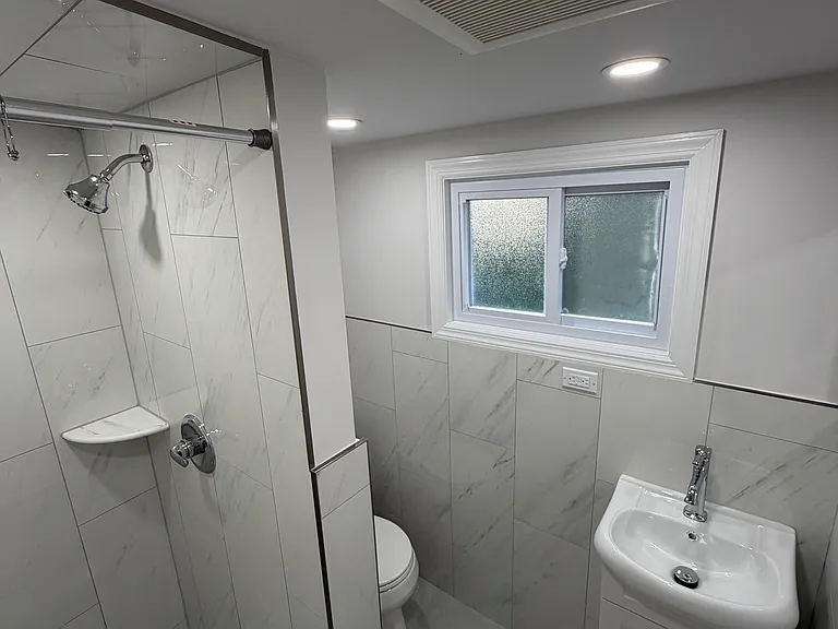 501 Taylor Ave #2 — Photo 14