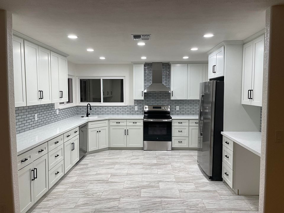 1st image of 24526 Camelia Way