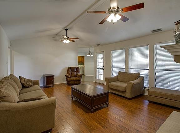 5th image of 2127 Pueblo Dr