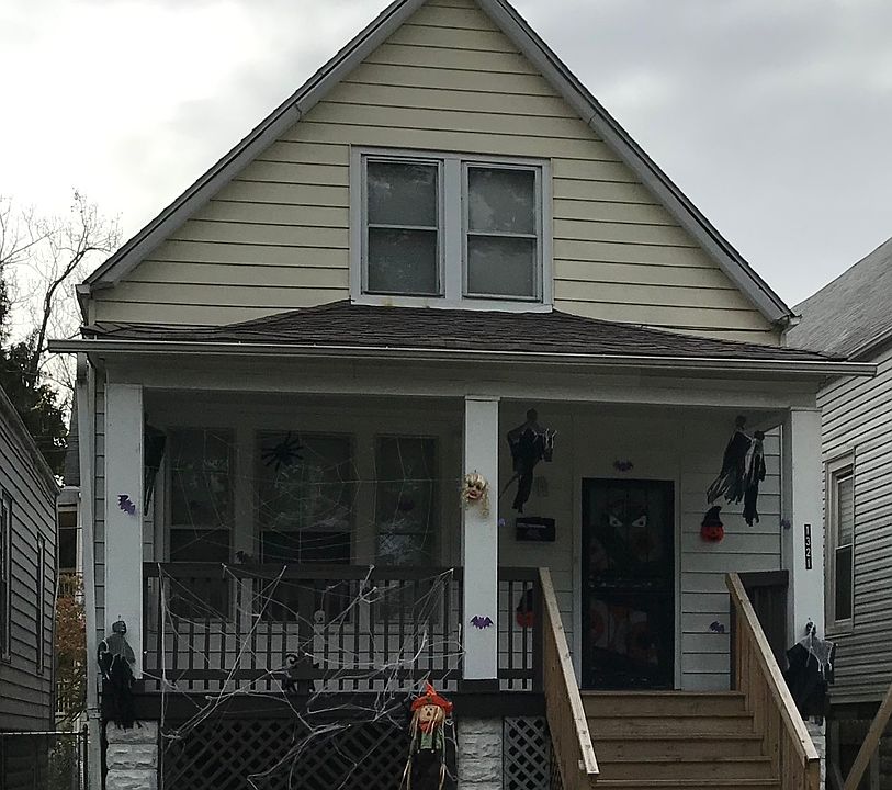 2nd image of 1321 W Marquette Rd