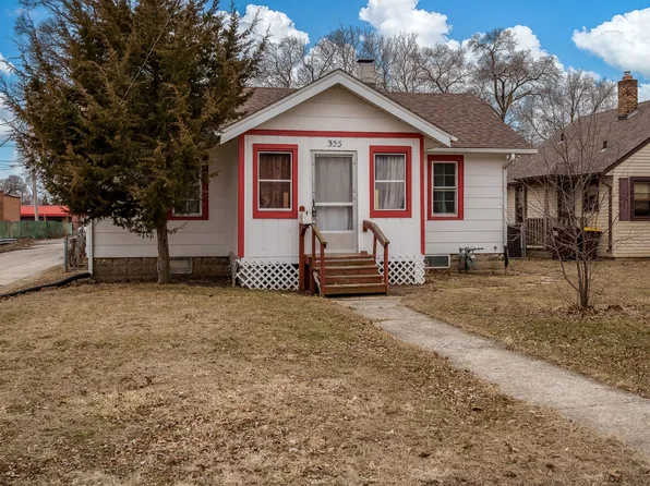 355 Grand Blvd, Loves Park, IL 61111