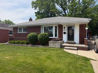 28333 Diesing Dr, Madison Heights, MI 48071