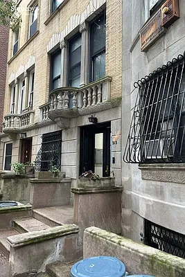 Rented by Sotheby's International Realty | media 6