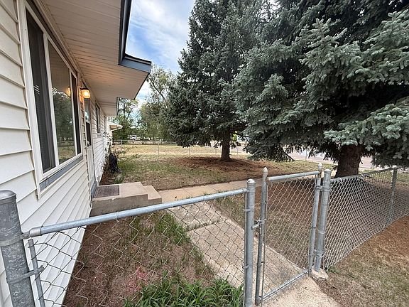 4th image of 203 Security Blvd