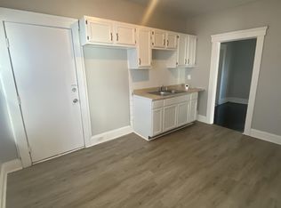 2059 W 105th St APT 1, Cleveland, OH