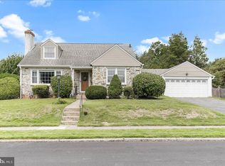 400 Southcroft Rd, Springfield, PA 19064